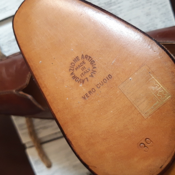 Quercioli Firenze Leather Heels Handmade in Florence - Picture 10 of 16